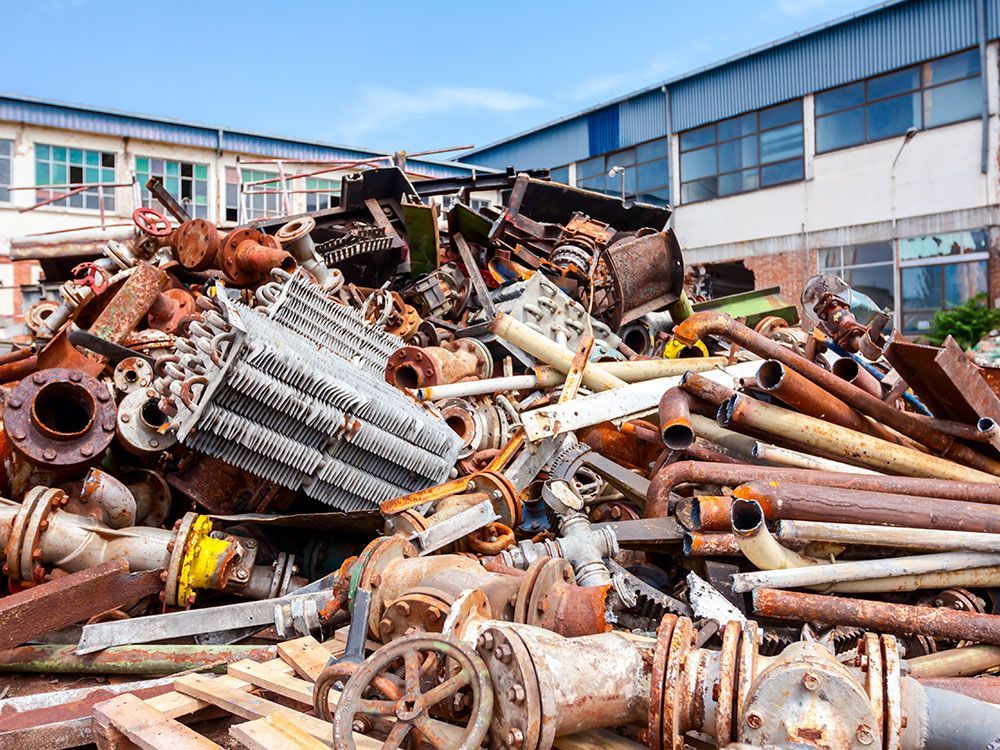 Melno metāllūžņu ikona